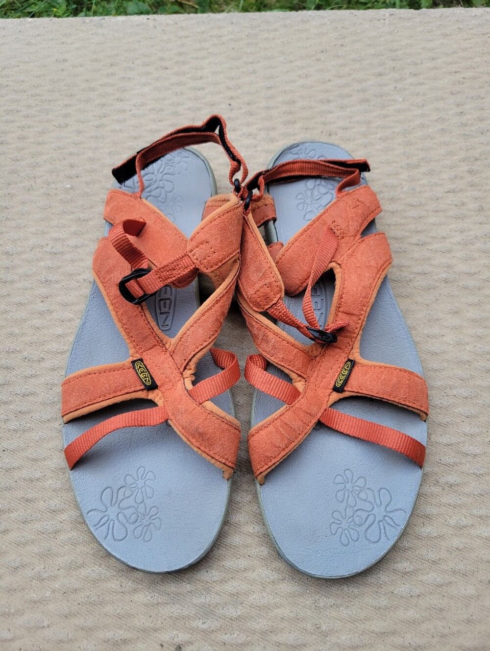 Keen Women's Sandals Size 9.5
